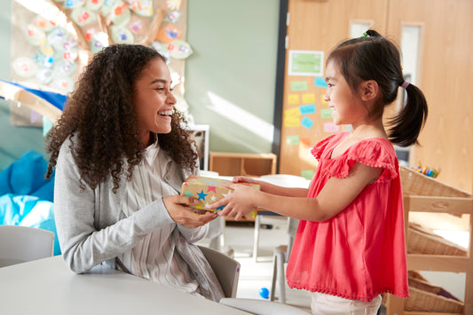 Idées cadeaux pour enseignants, professeurs, maîtres, maîtresses et ATSEM 🎁