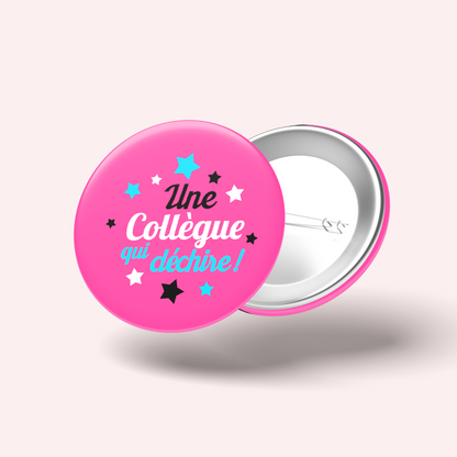 Badge Collègue qui déchire 001