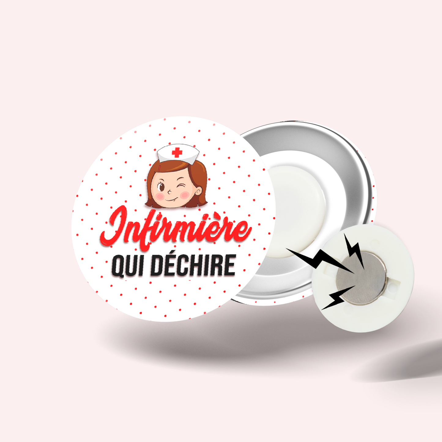 Badge Infirmière qui déchire 001