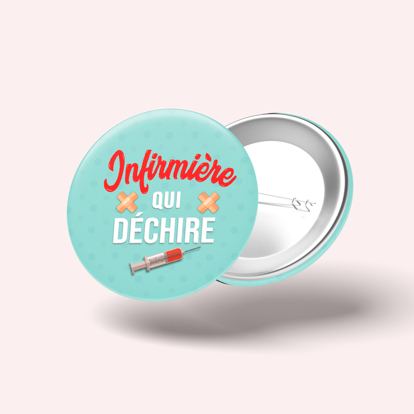 Badge Infirmière qui déchire 006