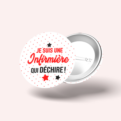 Badge Infirmière qui déchire 011