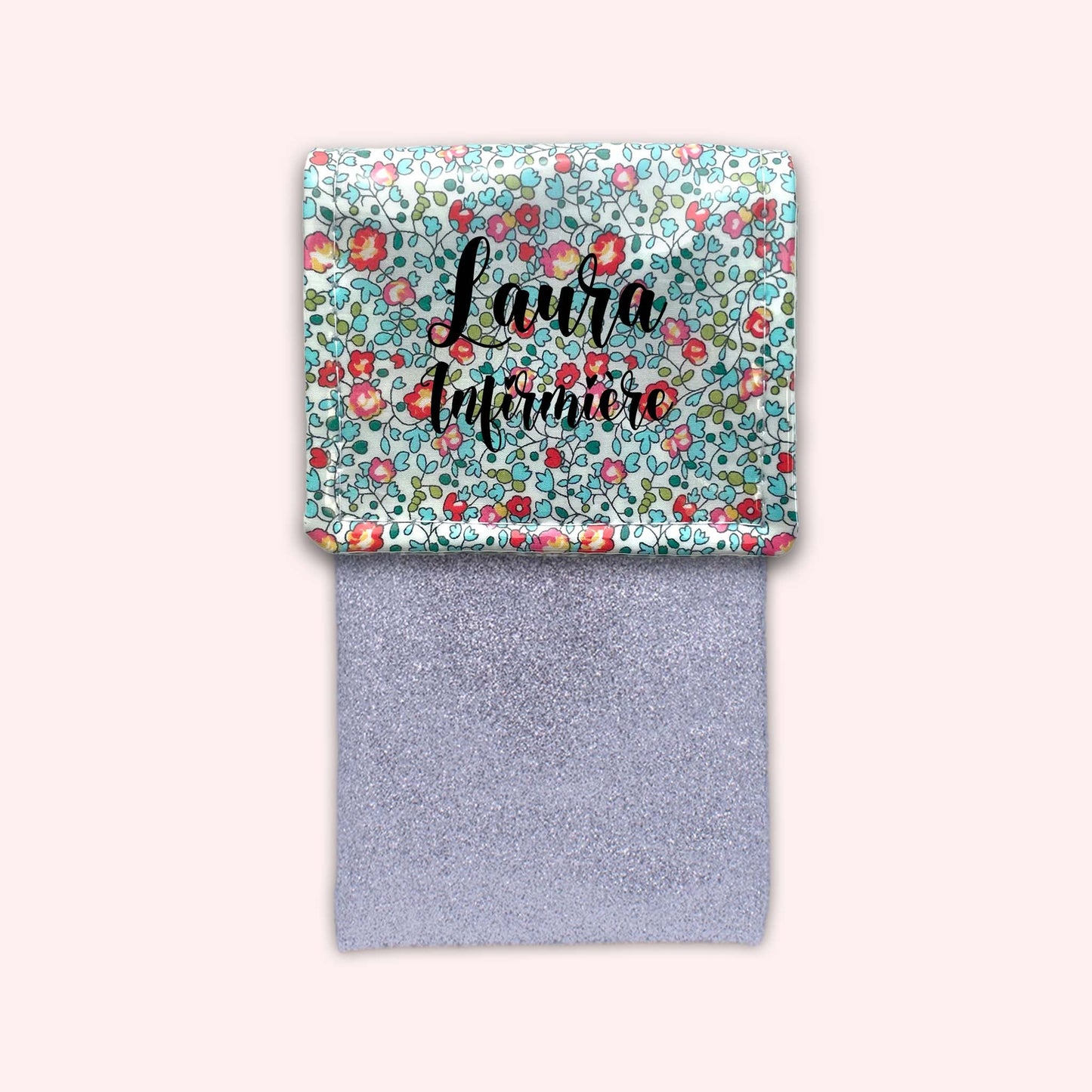 Eloise magnetic pouch