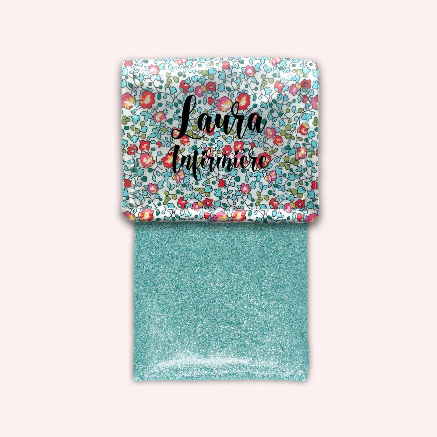 Eloise magnetic pouch