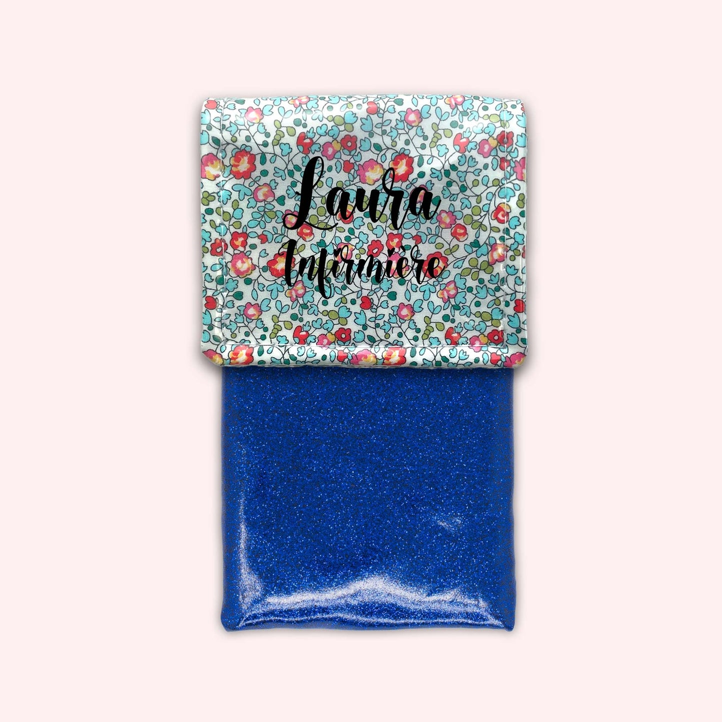 Eloise magnetic pouch