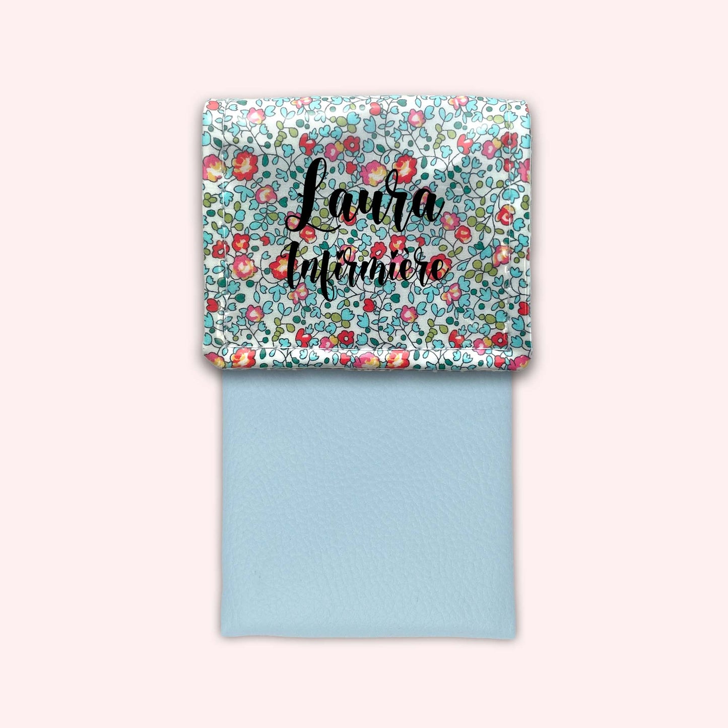 Eloise magnetic pouch