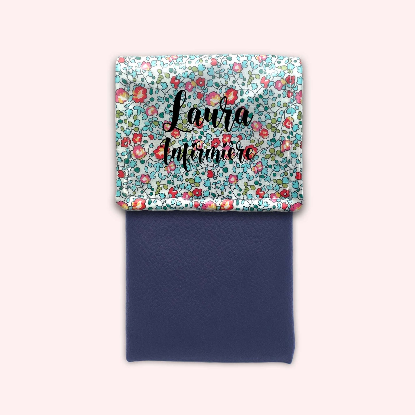 Eloise magnetic pouch