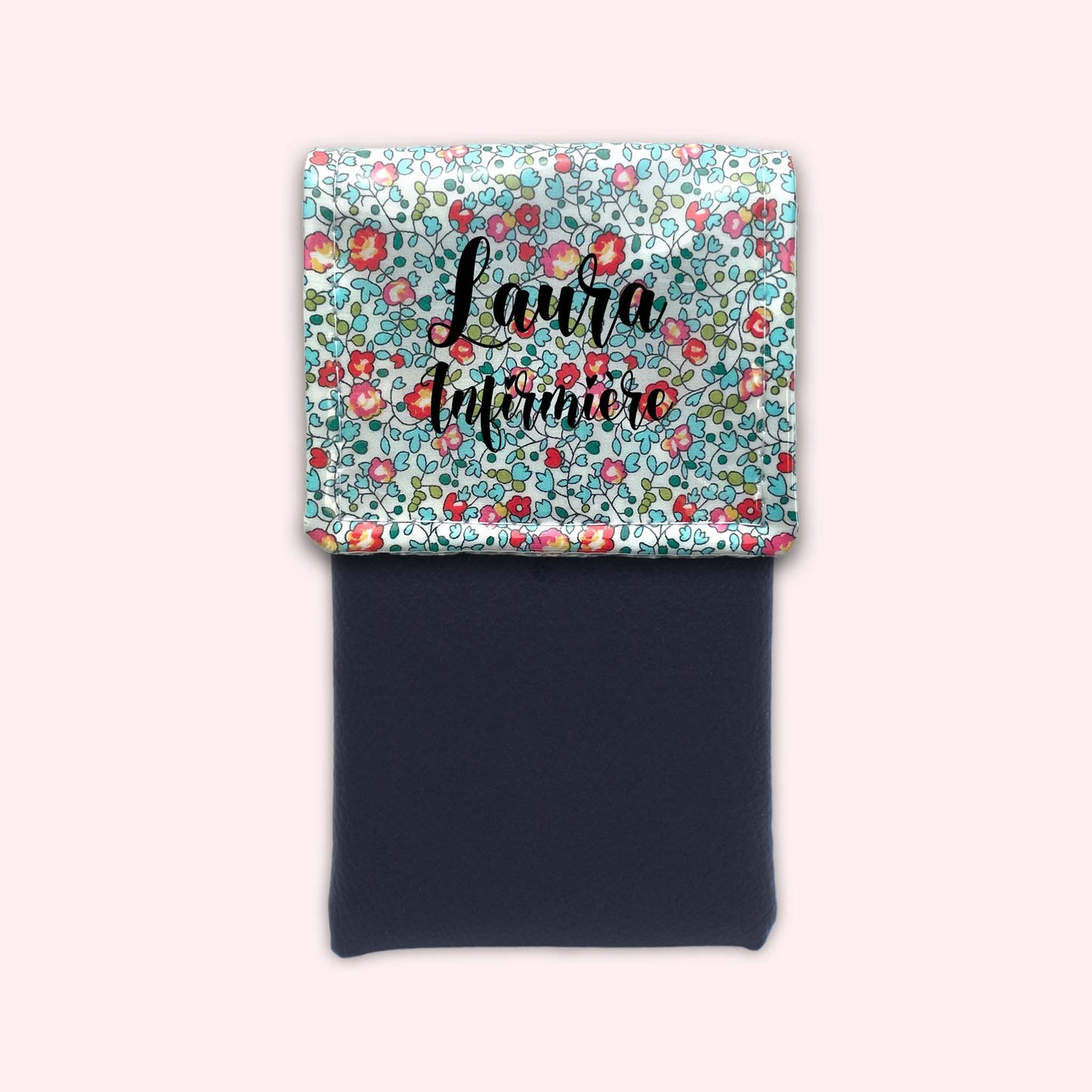 Eloise magnetic pouch