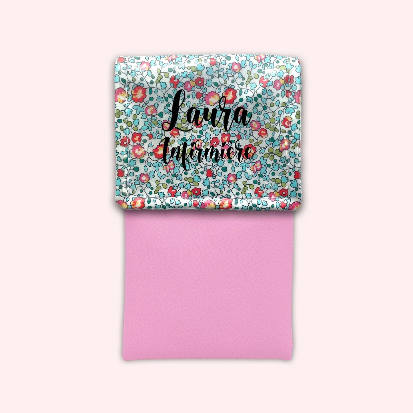 Eloise magnetic pouch