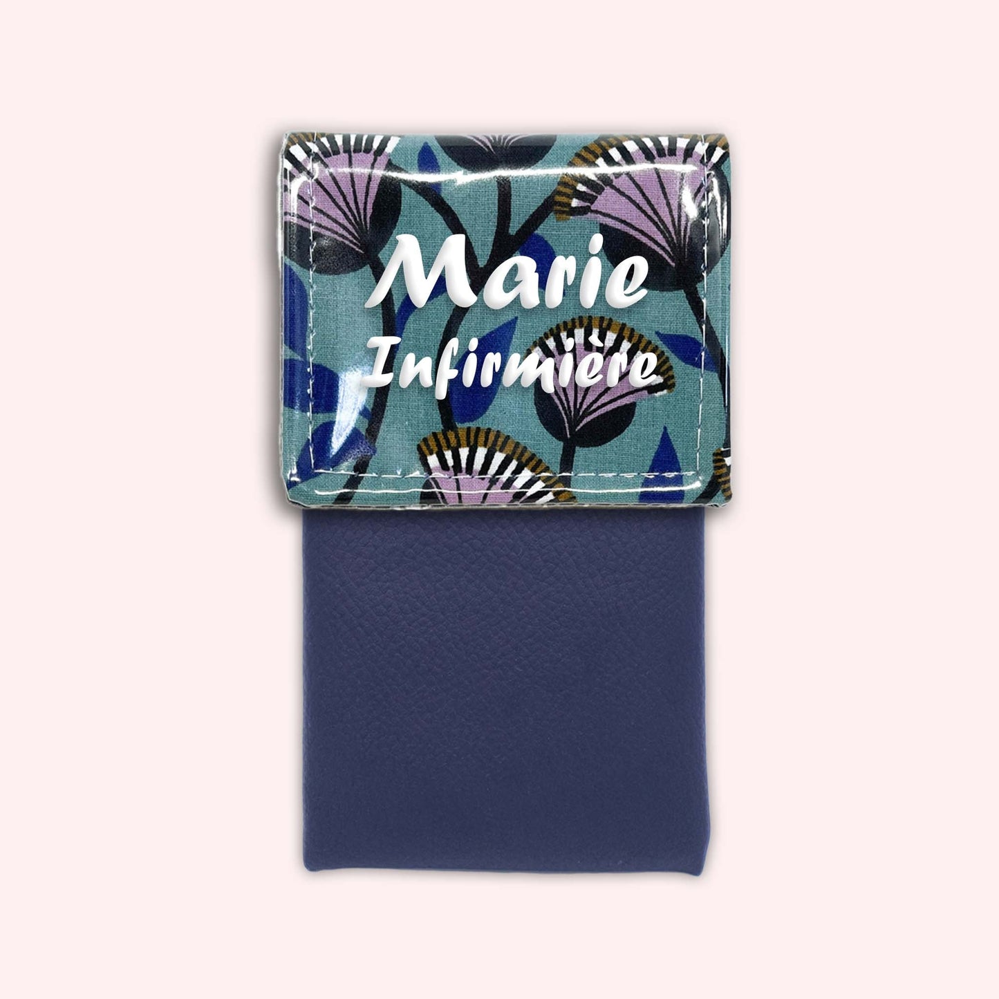 Flower 4 Magnetic Pouch