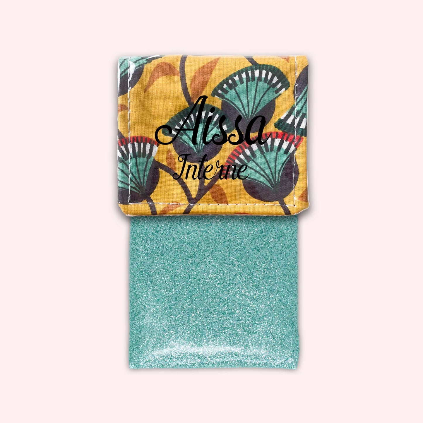 Flower 6 Magnetic Pouch