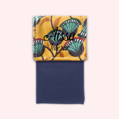 Flower 6 Magnetic Pouch