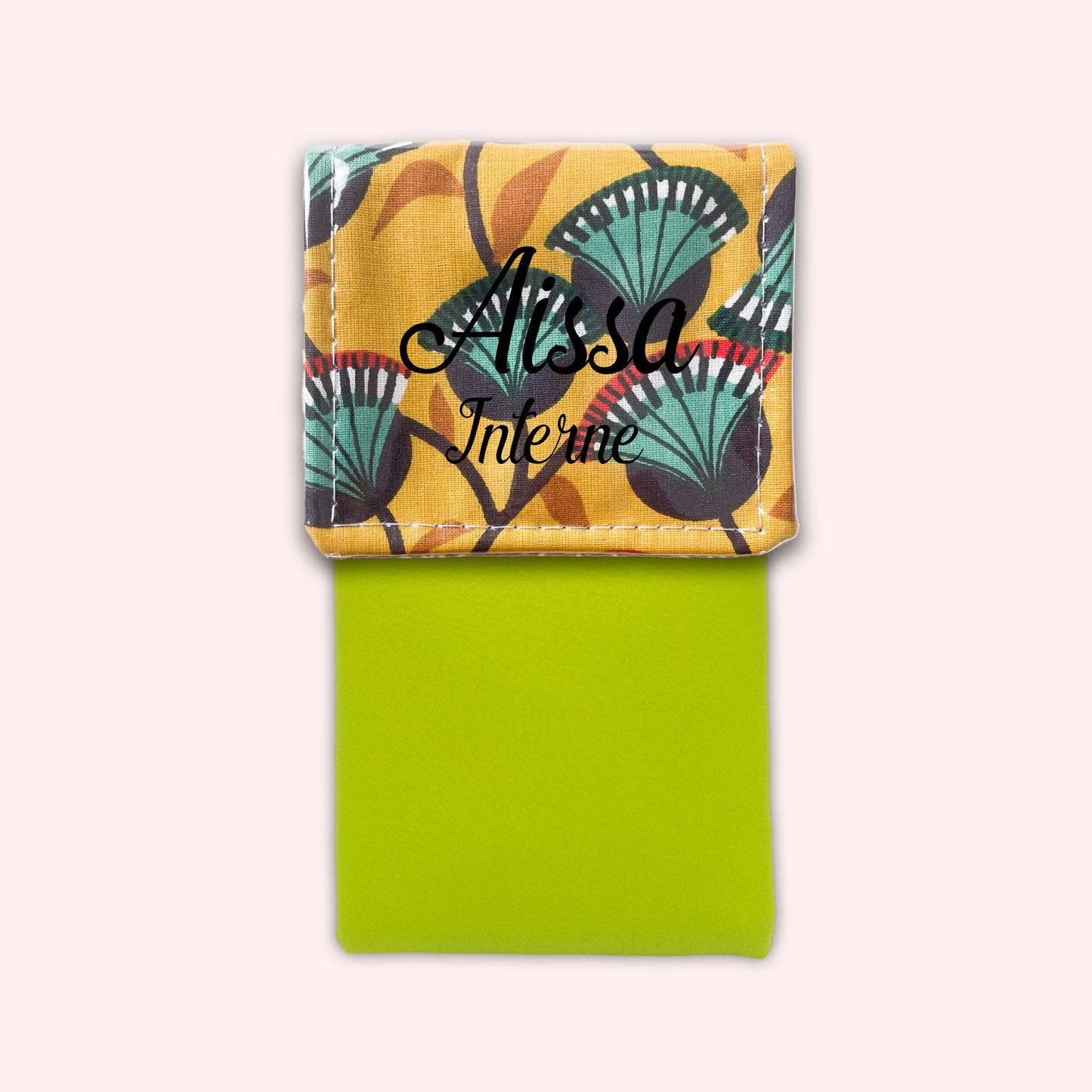 Flower 6 Magnetic Pouch