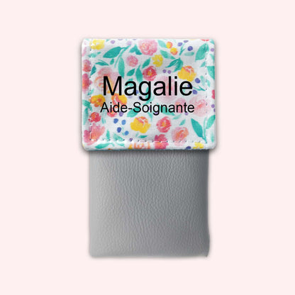 Pretty Flowers Magnetic Pouch 1