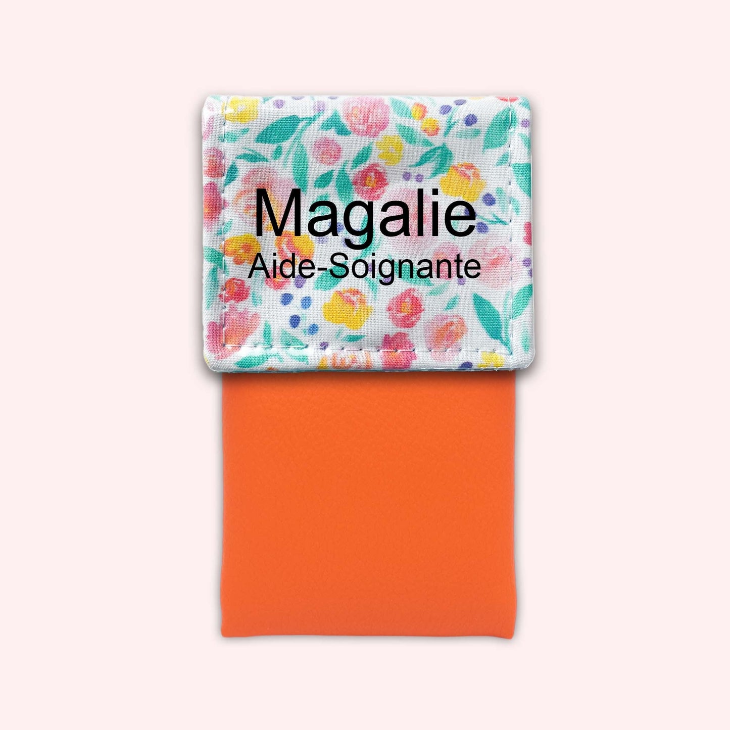 Pretty Flowers Magnetic Pouch 1