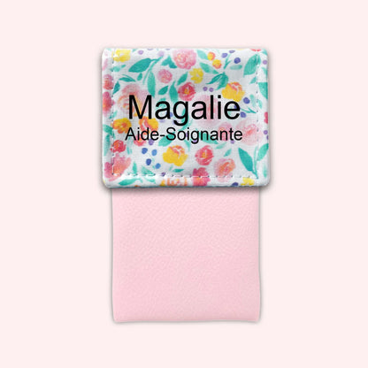 Pretty Flowers Magnetic Pouch 1