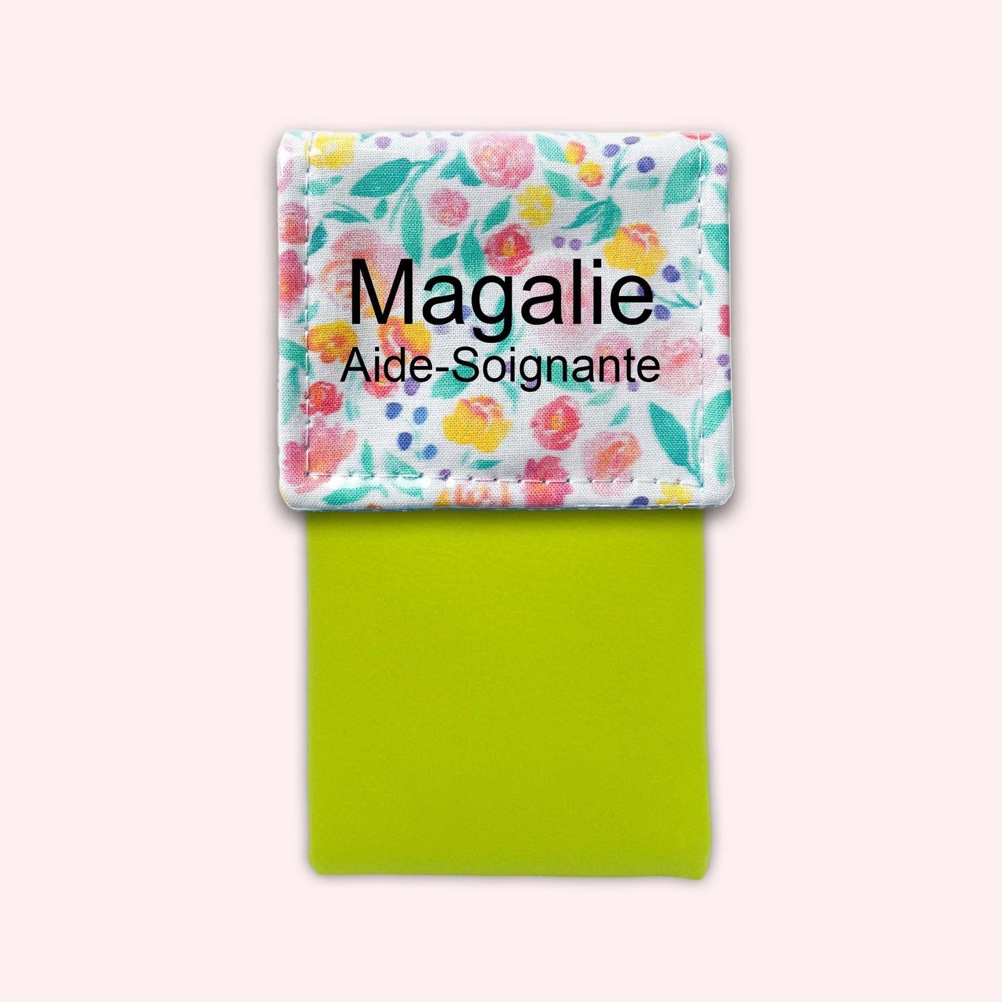 Pretty Flowers Magnetic Pouch 1