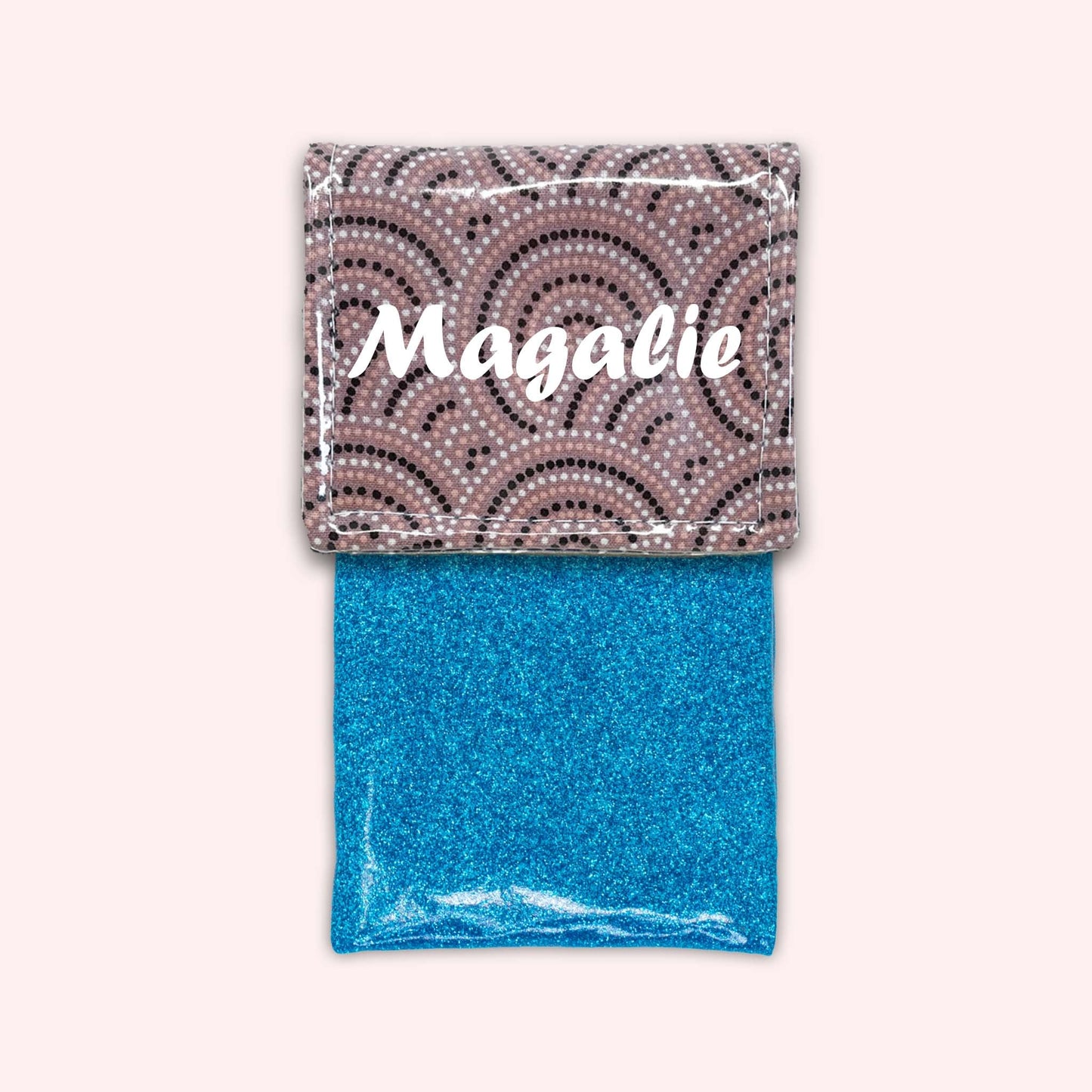 Arches Roses Magnetic Pouch