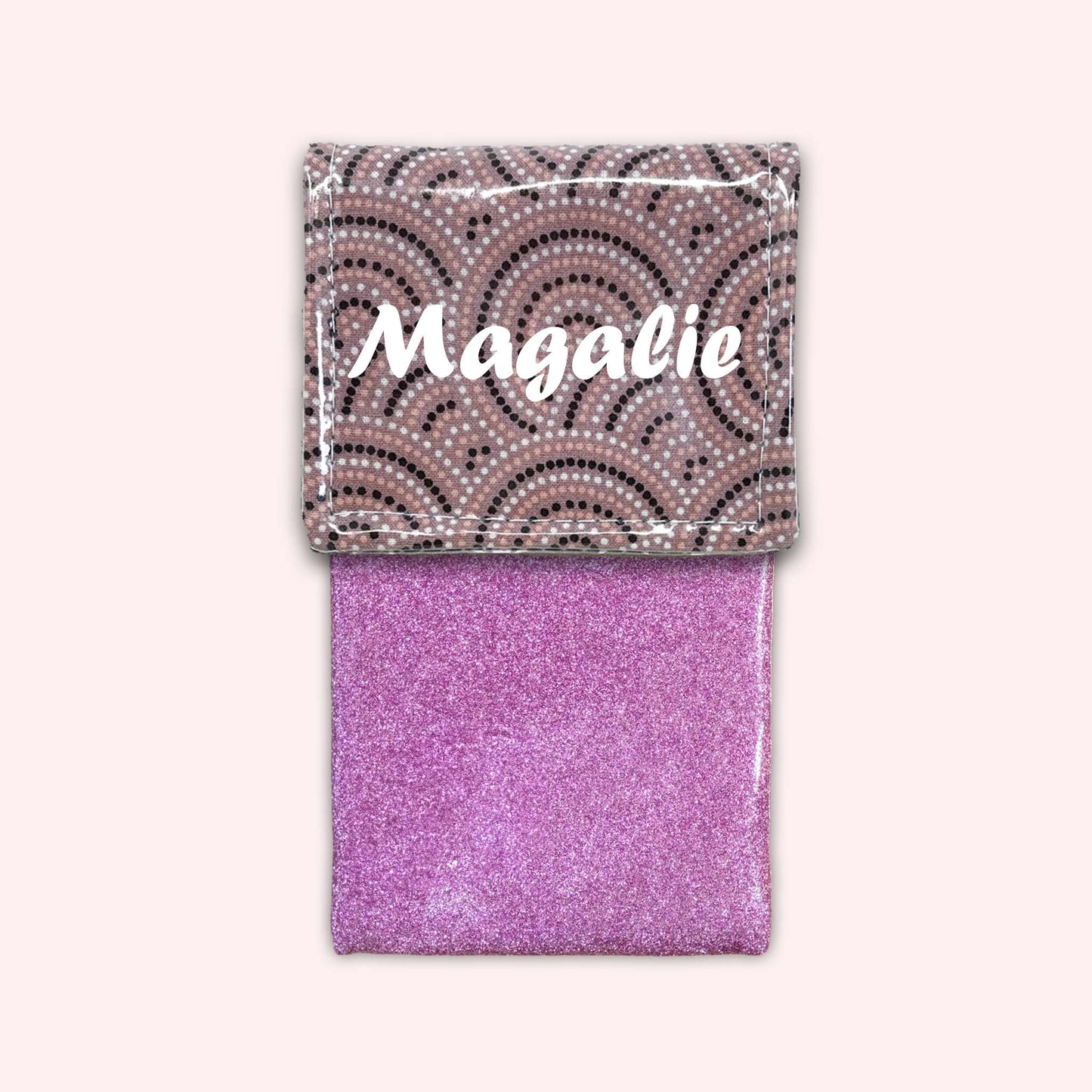 Arches Roses Magnetic Pouch