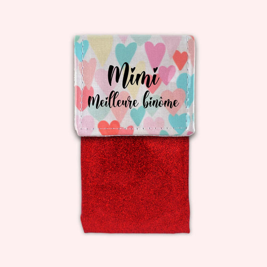 Atout Coeurs magnetic pouch