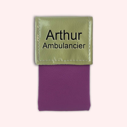 Two-tone pouch with fennel green flap