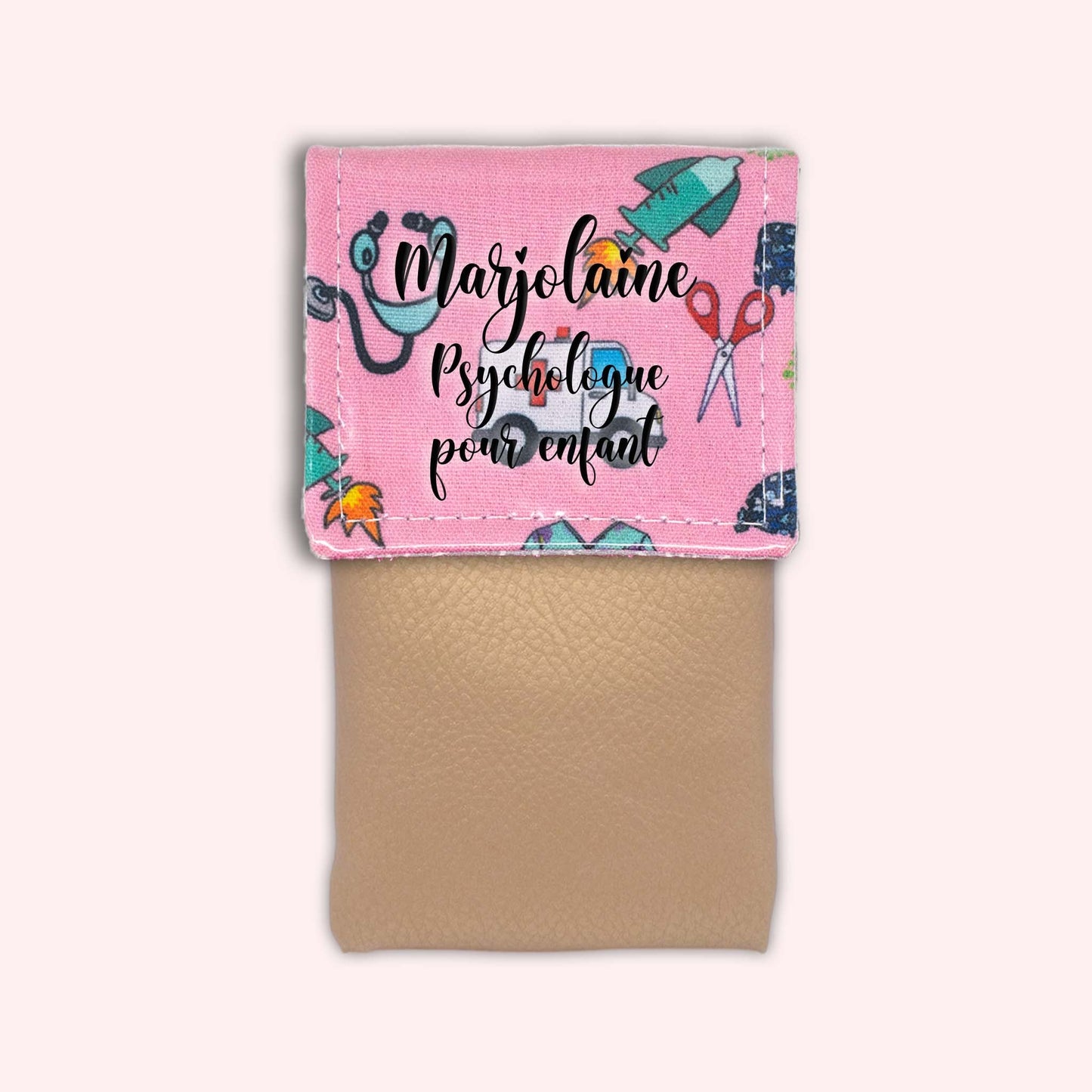 Pochette aimantée Ambulance rose