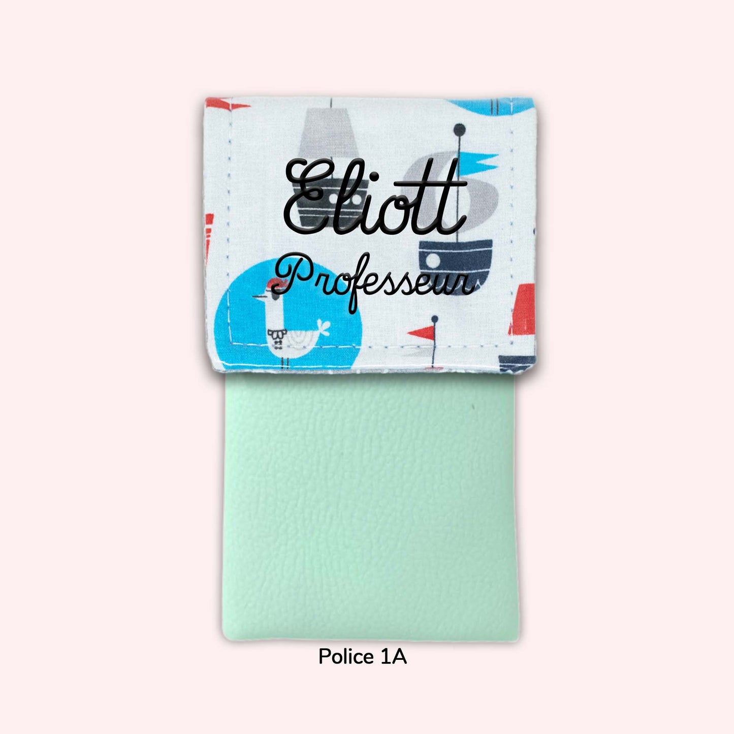 Petit Bé magnetic pouch