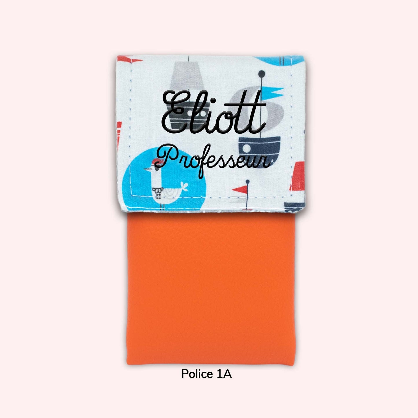 Petit Bé magnetic pouch