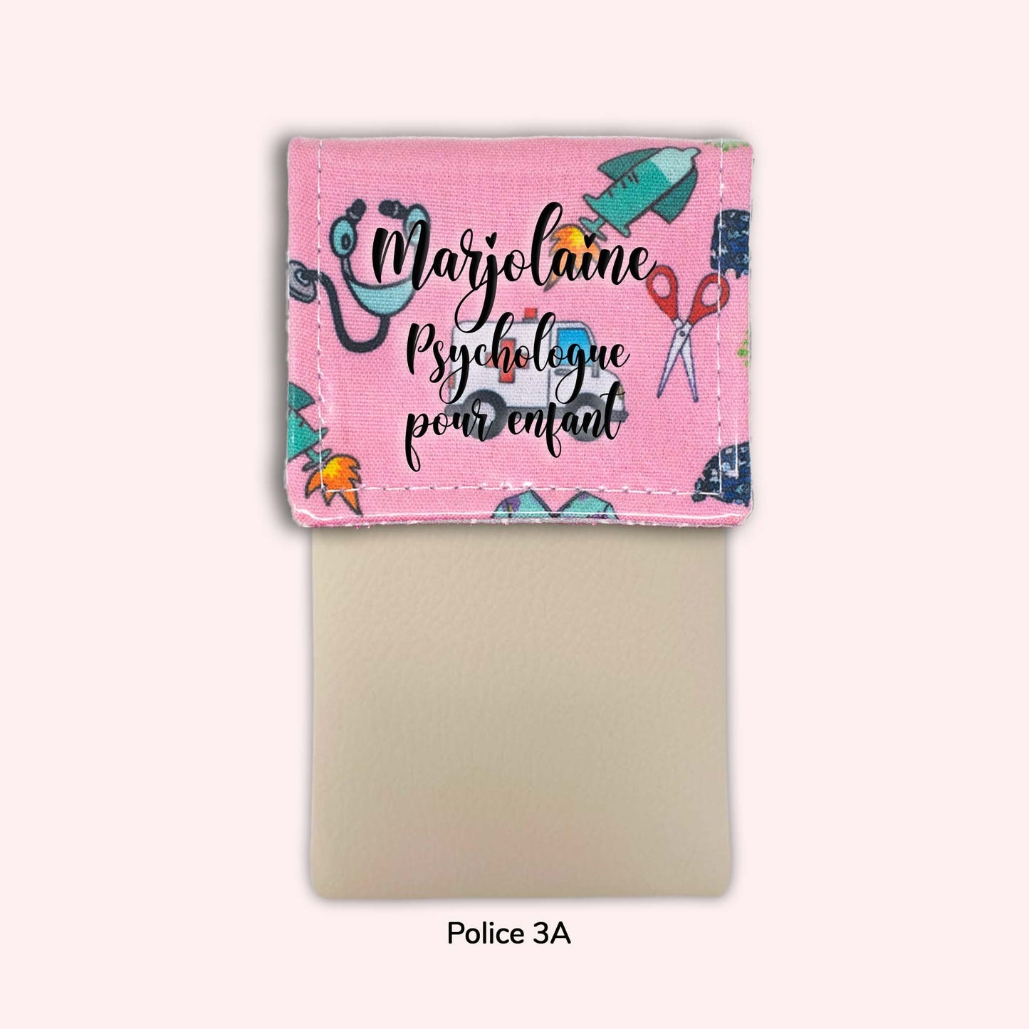 Pochette aimantée Ambulance rose